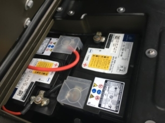 2 x 12 Volt 2 x 12 Volt